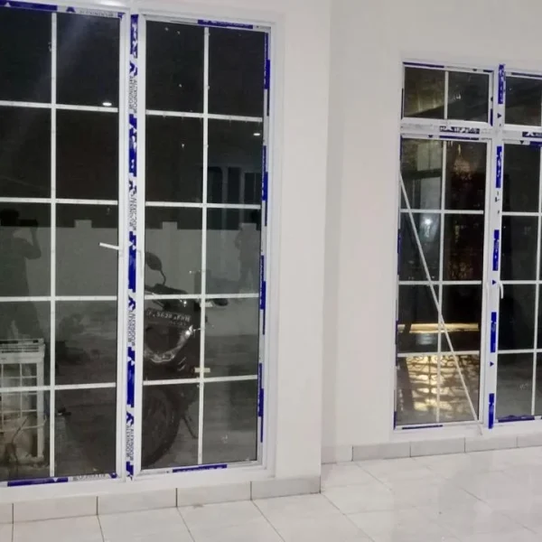 kusen kaca aluminium bsd tangerang selatan